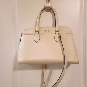 Large Samantha Thavasa Purse